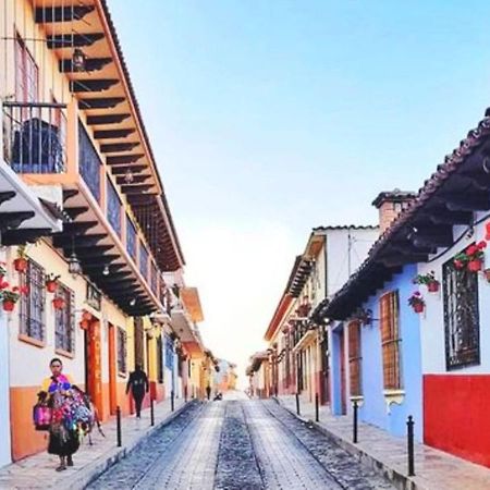 Hotel Don Quijote San Cristobal de las Casas Exterior photo
