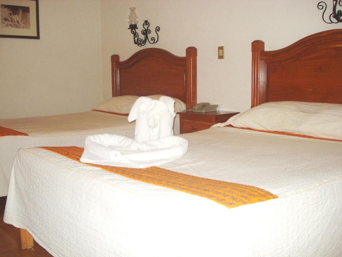 Hotel Don Quijote San Cristobal de las Casas Exterior photo