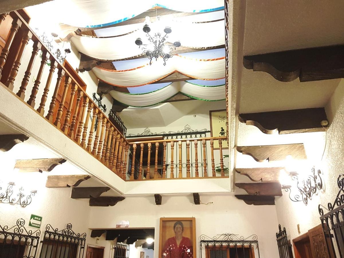 Hotel Don Quijote San Cristobal de las Casas Exterior photo